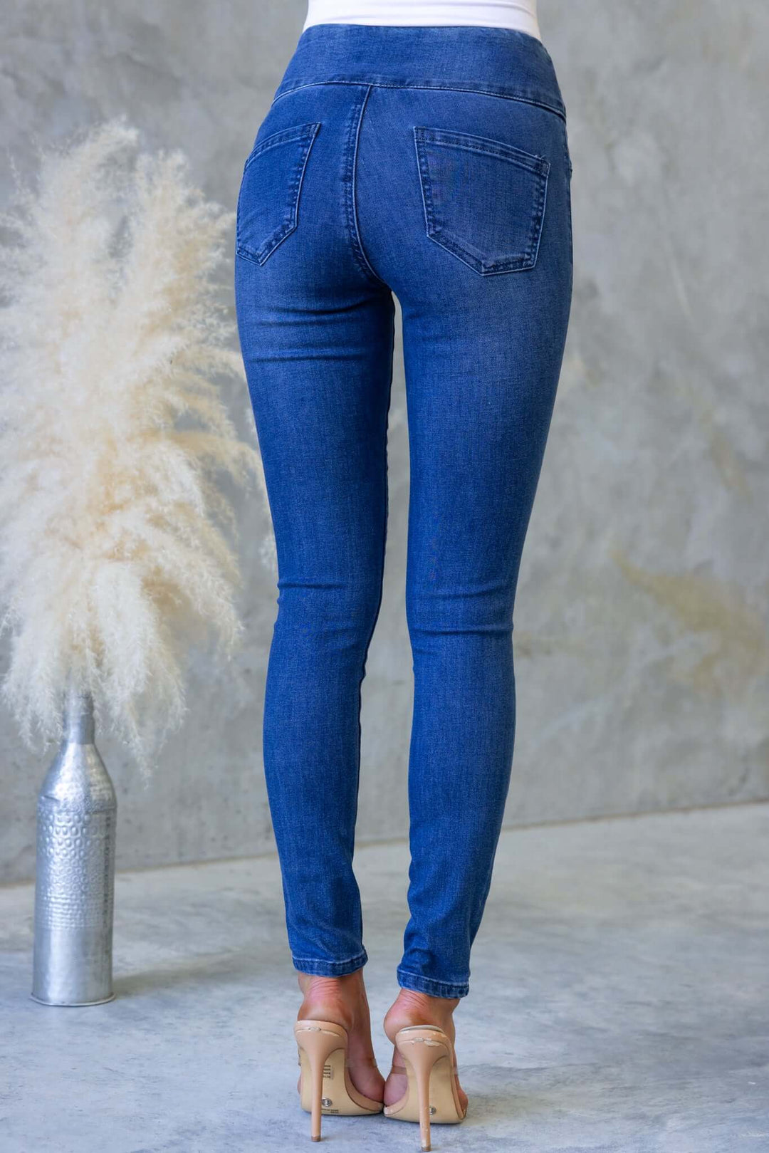 Saint Jeggings