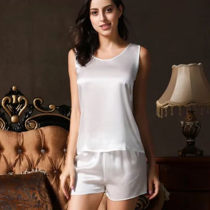 Babydoll with round neckline