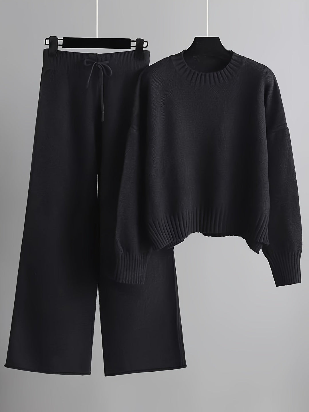 Millie - Women's Two-Piece Lounge Set